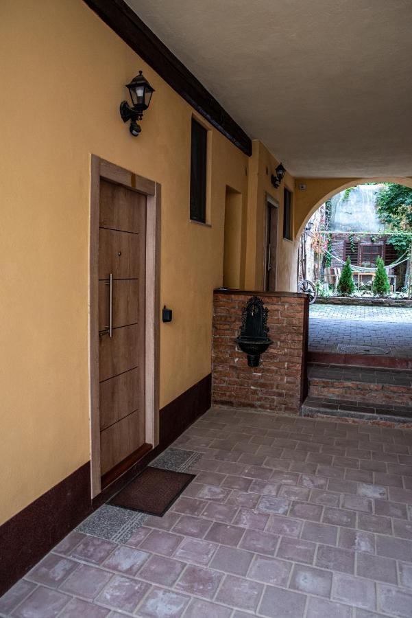 Luky 12 Daire Braşov Dış mekan fotoğraf